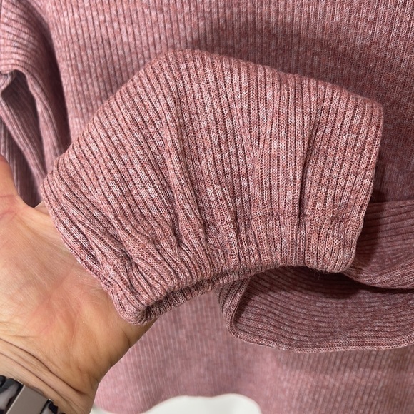 MADEWELL Heathered Rose Bubble Sleeve Swing Neck Turtle Neck Size Medium - Picture 7 of 14